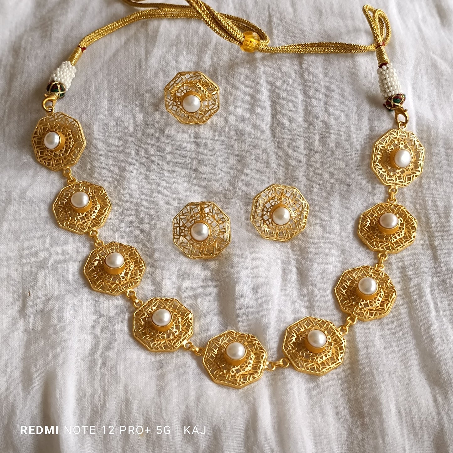 SET 103 Pearl Necklace with Earrings