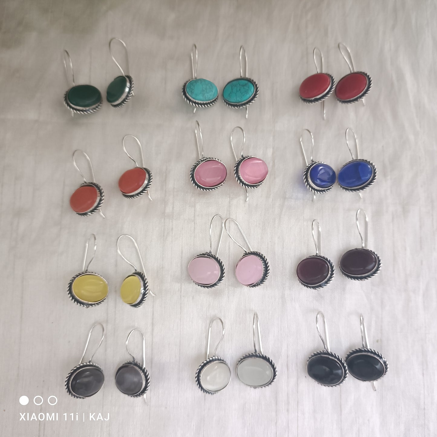 Oxidised hooks