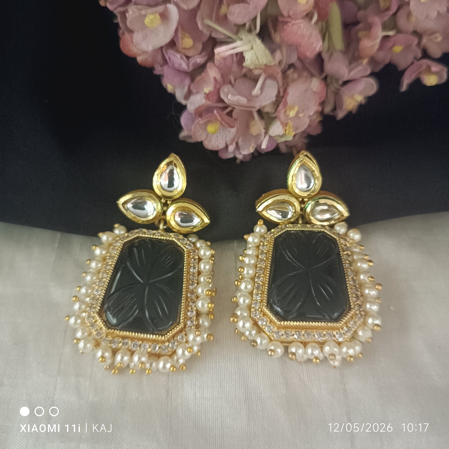 Glass stone earrings