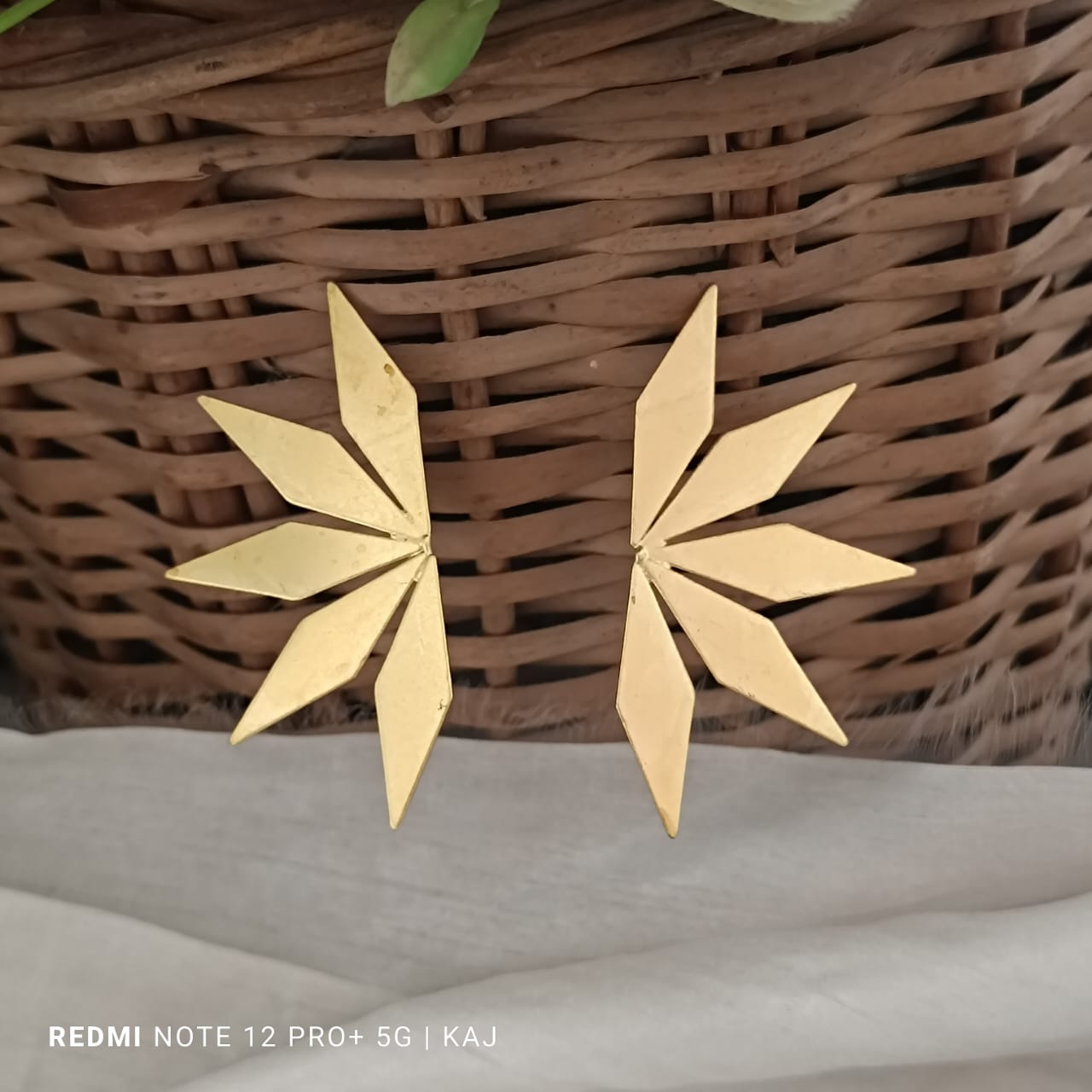 Brass base studs