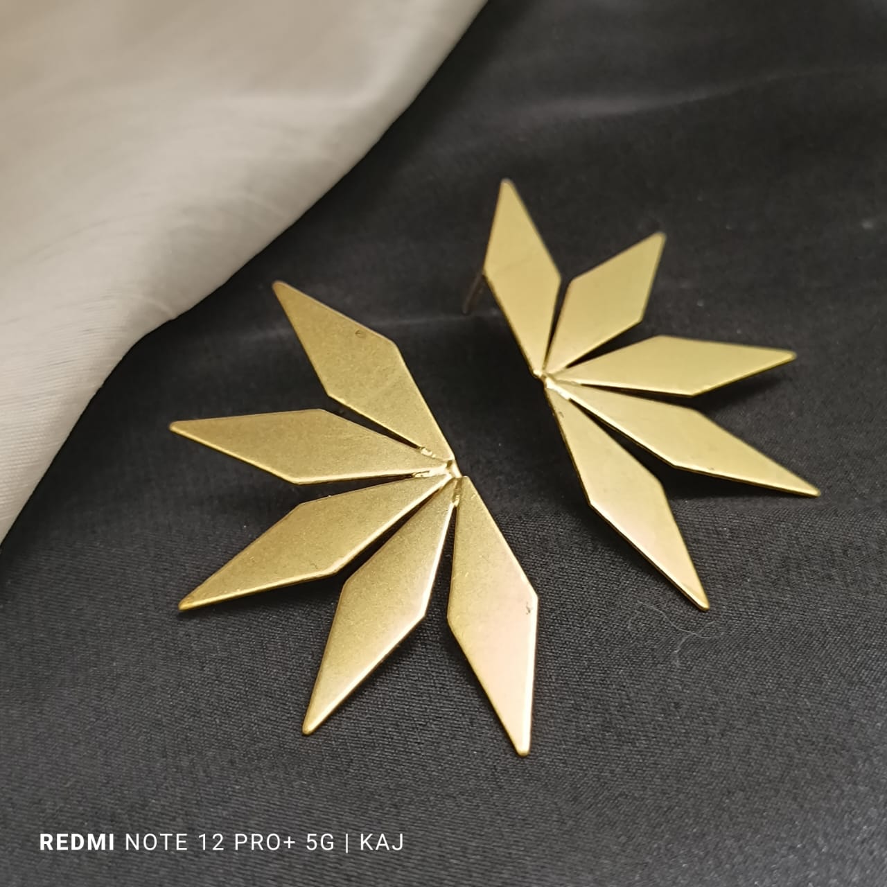Brass base studs